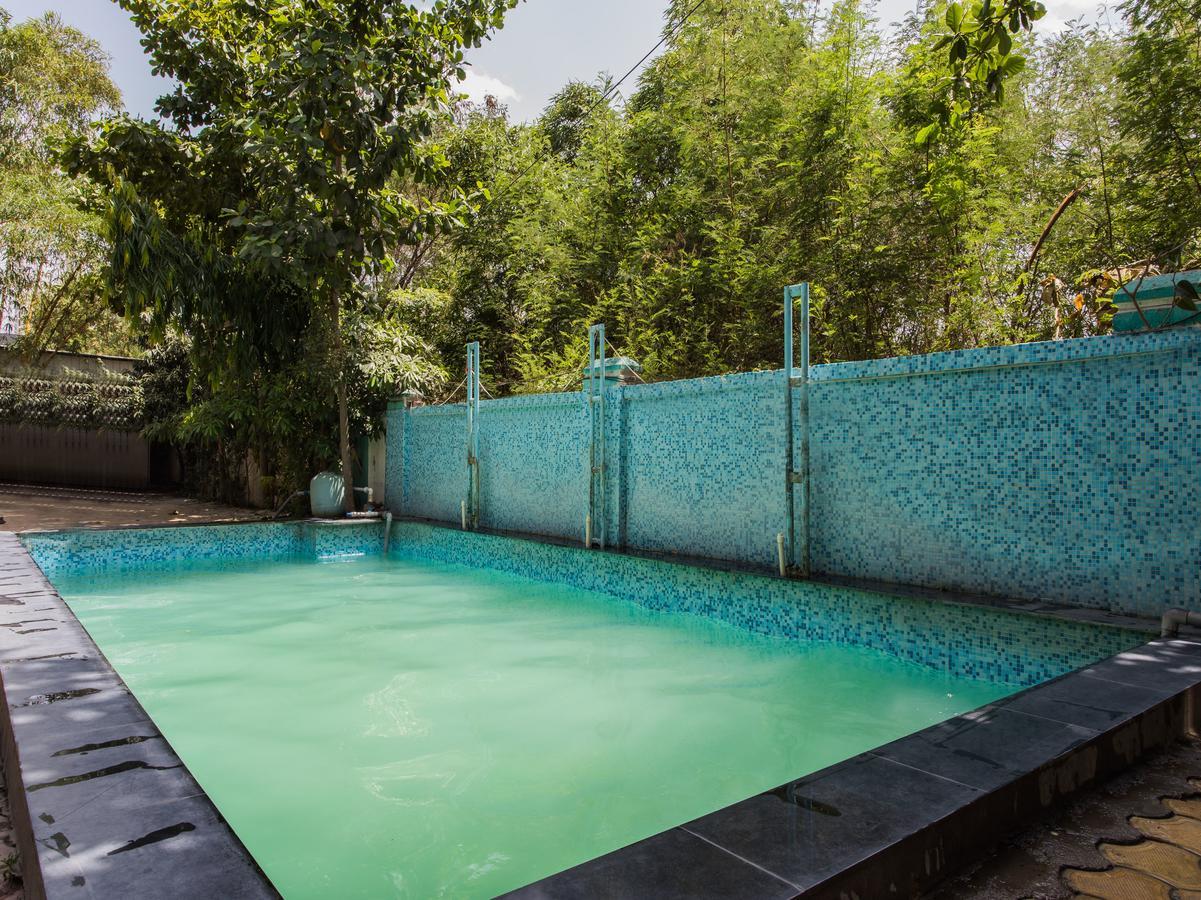 Oyo 14856 Resort Raghav Palace Indore Exteriör bild